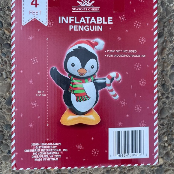 NIB Seasons Cheer Penguin / Candy Cane Christmas Inflatable Décor - Picture 3 of 5